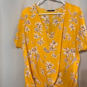 West Kei Floral Twist Front Blouse Women’s Large